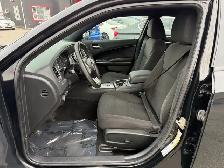 2013 Dodge Charger 4dr Sdn SE RWD, Sporty | Spacious | FREE 10,0 - Photo 17