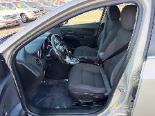 2013 Chevrolet Cruze 4dr Sdn LT Turbo w/1SA, Low KM, Fuel Effici - Photo 16