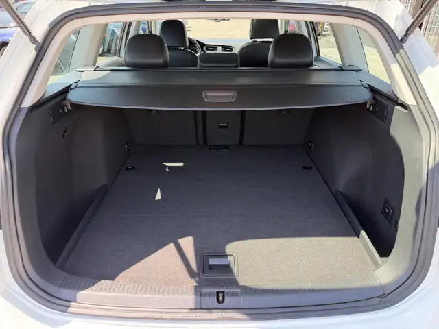 2015 Volkswagen Golf Sportwagon 4dr Auto 2.0 TDI Trendline | Tur - Photo 11
