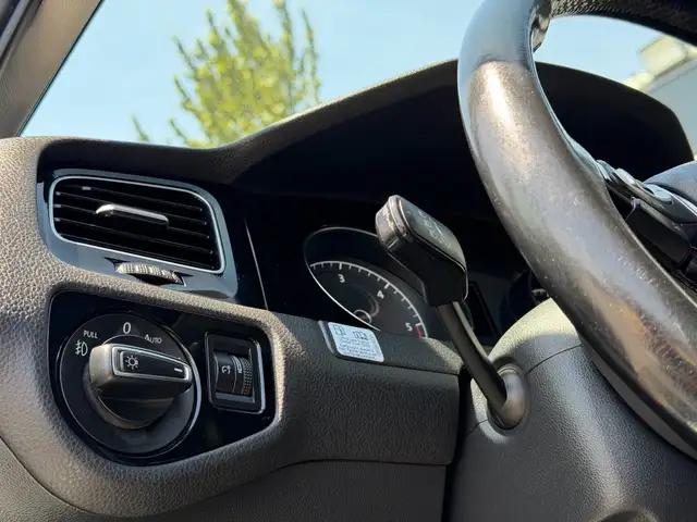 2015 Volkswagen Golf Sportwagon 4dr Auto 2.0 TDI Trendline | Tur - Photo 18