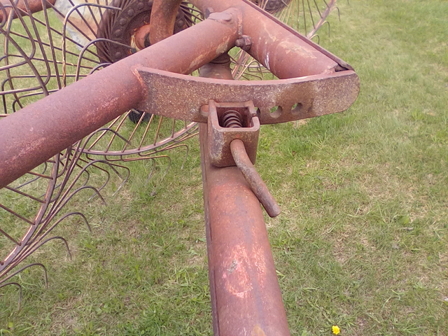 4 Wheel Hay Rake for sale! - Photo 3