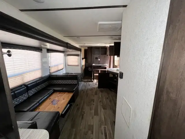 FAMILY-READY BUNKHOUSE TRAILER! - Photo 5