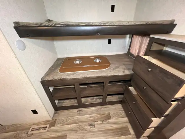 FAMILY-READY BUNKHOUSE TRAILER! - Photo 14