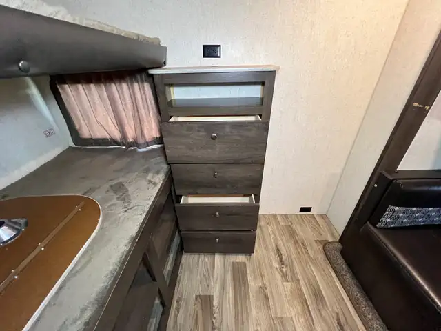 FAMILY-READY BUNKHOUSE TRAILER! - Photo 15
