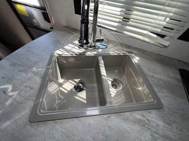 FAMILY-READY BUNKHOUSE TRAILER! - Photo 17