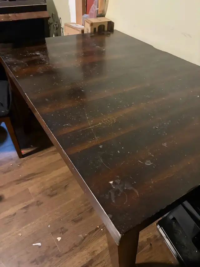 free table and chairs