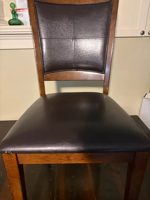 free table and chairs - Photo 6