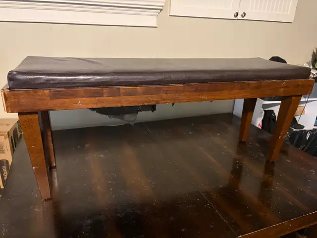 free table and chairs - Photo 8