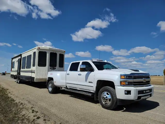 Call Us Today for RV Hauling, Hotshot and Delivery Services - Photo 3