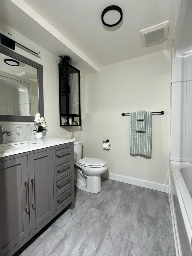 Brand New 2-Bedroom Suite – Spacious, Quiet & Modern Living - Photo 5