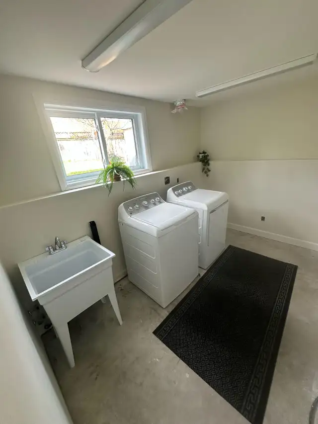 Brand New 2-Bedroom Suite – Spacious, Quiet & Modern Living - Photo 9