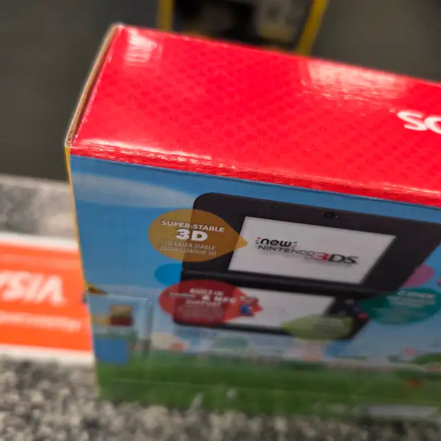 NEW new 3DS XL Super Mario Black Edition System @ Cashopolis! - Photo 3