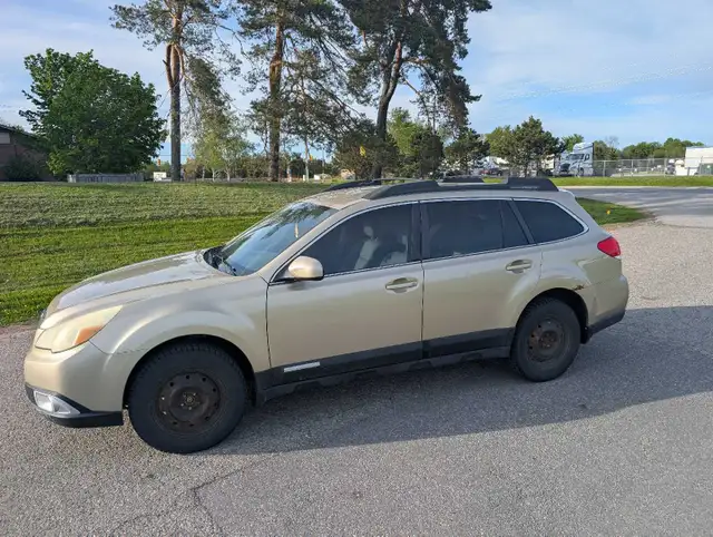 Subaru Outback 2010