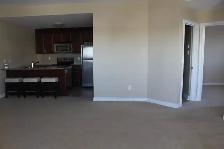 Lovely 2 Bdm/1 Bth Condo, Barrhaven, 2 x pkg, July/August - Photo 3