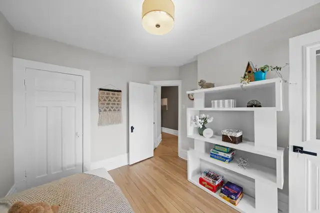Spacious 5Bdm/3Bth Semi-Detached Home, Old Ottawa South,July/Aug - Photo 21