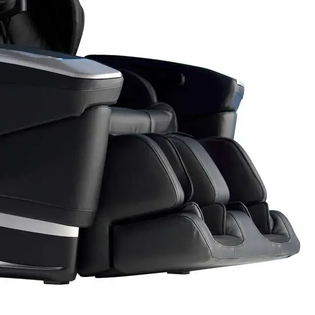 FUJIIRYOKI 5D MASSAGE CHAIR - Photo 3