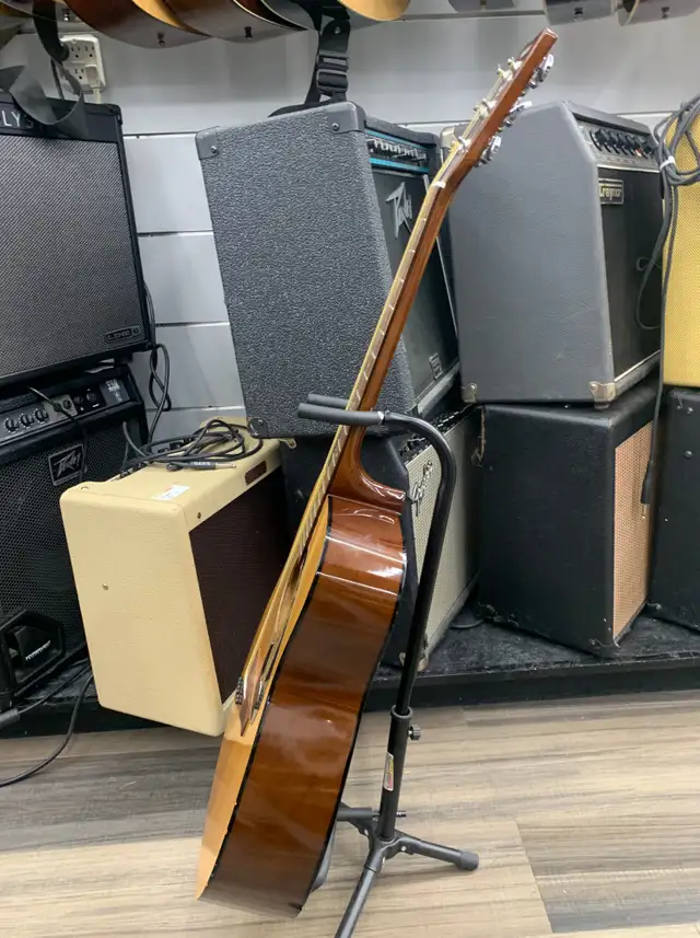 Yamaha F-130 Acoustic Guitar - Photo 6