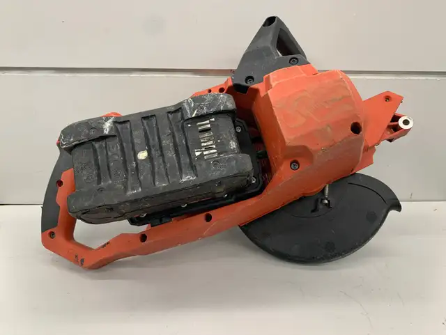 Hilti SC 30WL-22 Circular Saw - Photo 2