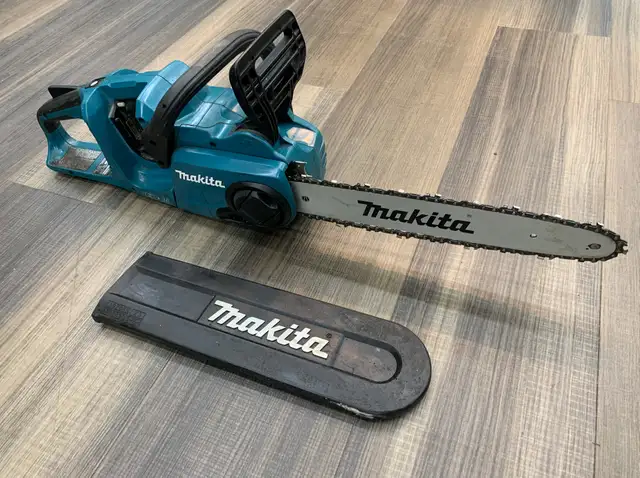 Makita DUC 353 14' Chainsaw - Photo 2