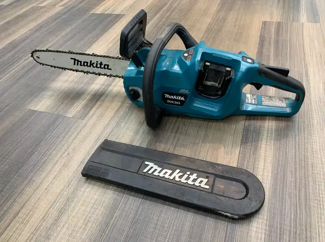 Makita DUC 353 14' Chainsaw - Photo 3