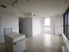 THE HIGH PARK-1 Bedroom Lower Penthouse Condo For Rent w/PARKING - Photo 4