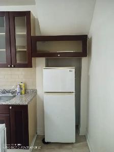 Annex Bathurst and Bloor 1 bedroom - Photo 2