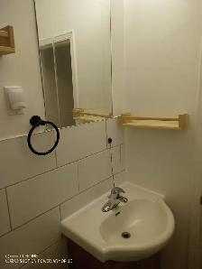 Annex Bathurst and Bloor 1 bedroom - Photo 9
