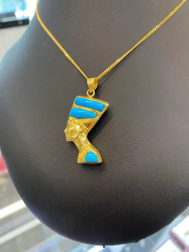 18K Gold Egyptian Head Pendant with Blue Aqua and Topaz