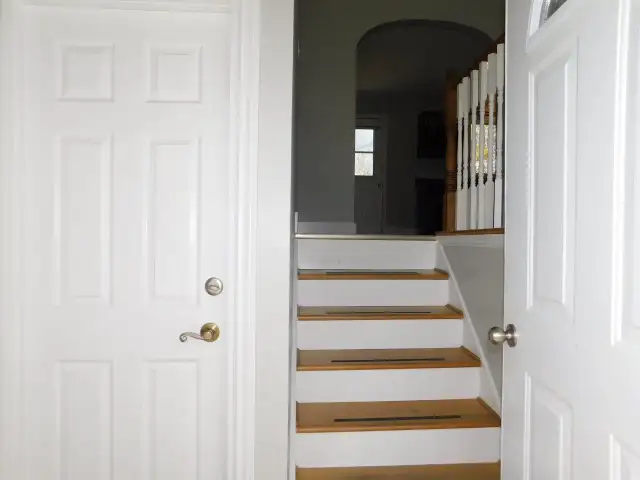 Super Lower Sackville 3beds/1bath APT - VIDEO TOUR! - Photo 3