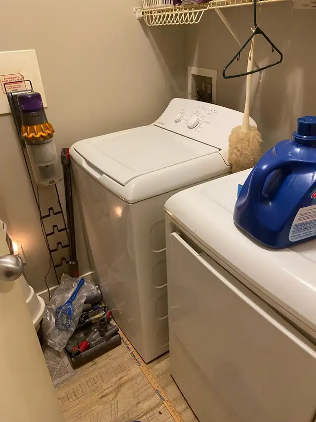 For Rent .Master suite with on suite bathroom. - Photo 4