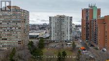$850 Room-FEMALES-4 min walking to LRT Caledonia Stn at Eglinton - Photo 6