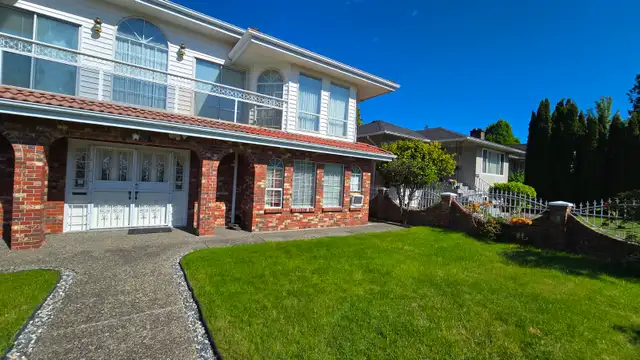 FOR RENT – 2 BEDROOM GROUND-LEVEL SUITE – EAST VANCOUVER