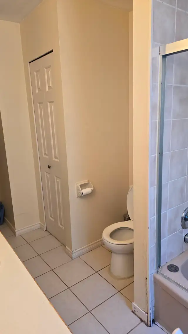 FOR RENT – 2 BEDROOM GROUND-LEVEL SUITE – EAST VANCOUVER - Photo 9