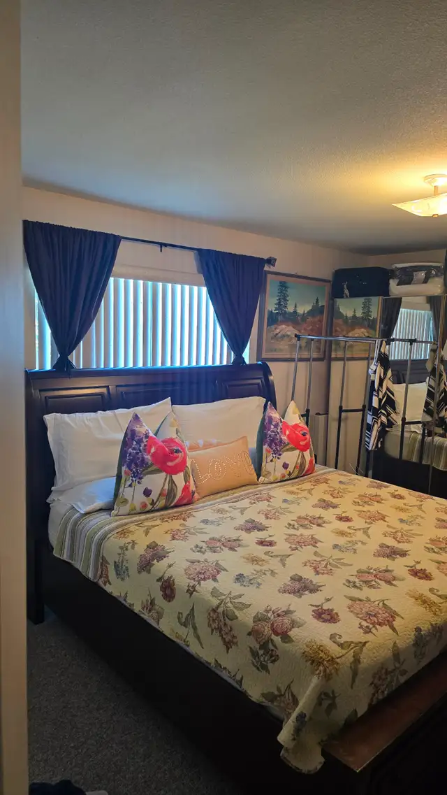 FOR RENT – 2 BEDROOM GROUND-LEVEL SUITE – EAST VANCOUVER - Photo 10