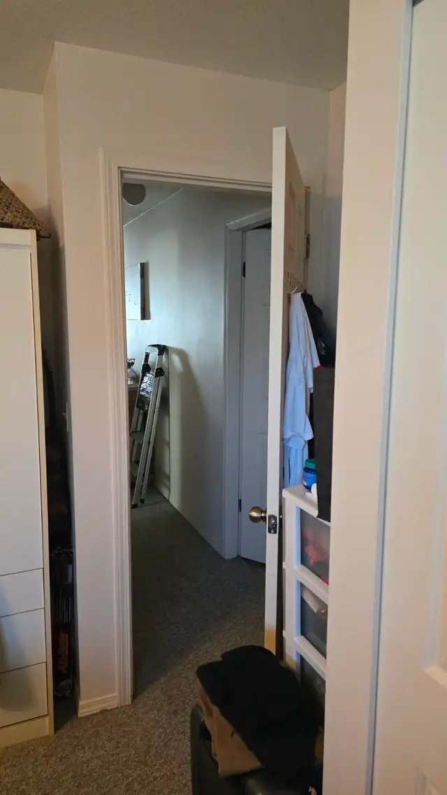 FOR RENT – 2 BEDROOM GROUND-LEVEL SUITE – EAST VANCOUVER - Photo 11
