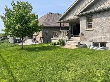 Home in Mount Forest Forsale. - Photo 2