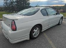 2003 MONTE CARLO SS - 89,000 KMS - MINT ISIDE AND OUT! - Photo 3