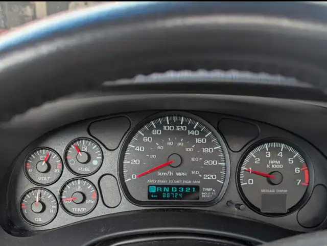 2003 MONTE CARLO SS - 89,000 KMS - MINT ISIDE AND OUT! - Photo 6