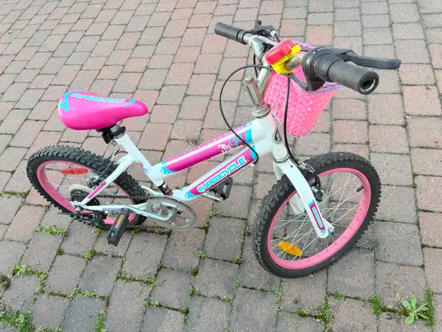 Girls Bike 17' Pink & White with Basket & Bell / Vélo Fille 17 P - Photo 4