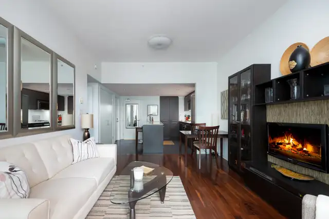 FURNISHED  EXECUTIVE 1BR DEN w GARDEN PATIO in PRIME LOCATION - Photo 2