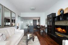 FURNISHED  EXECUTIVE 1BR DEN w GARDEN PATIO in PRIME LOCATION - Photo 2
