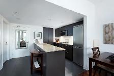 FURNISHED  EXECUTIVE 1BR DEN w GARDEN PATIO in PRIME LOCATION - Photo 10