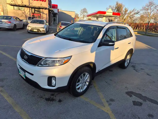 2014 Kia Sorento LX AWD SUV Safetied New Engine with Warranty