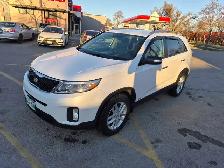 2014 Kia Sorento LX AWD SUV Safetied New Engine with Warranty