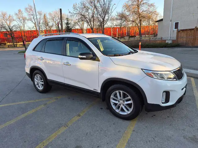 2014 Kia Sorento LX AWD SUV Safetied New Engine with Warranty - Photo 3