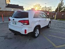2014 Kia Sorento LX AWD SUV Safetied New Engine with Warranty - Photo 4