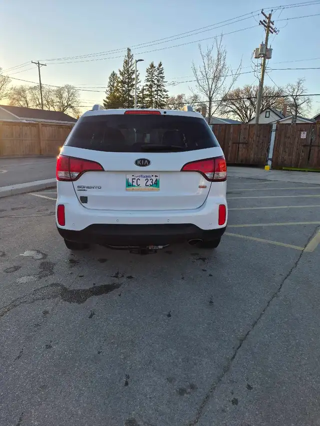 2014 Kia Sorento LX AWD SUV Safetied New Engine with Warranty - Photo 5