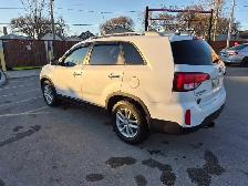 2014 Kia Sorento LX AWD SUV Safetied New Engine with Warranty - Photo 6