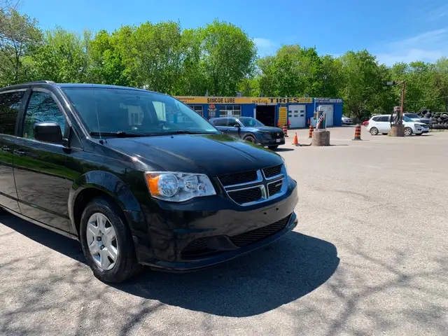 2011 Dodge Caravan Certified - Photo 3
