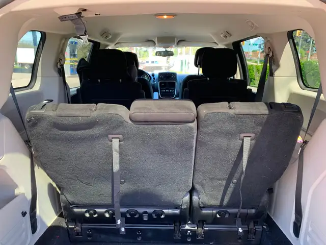 2011 Dodge Caravan Certified - Photo 9